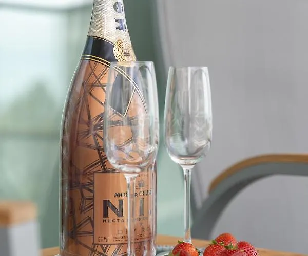 Your Holidays Wave B431, Parking Gratis Appartamento *